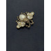 Брошка булавка бджола бронзово-біла з кристалами