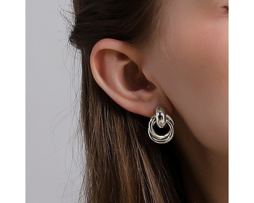 Сережки жіночі  трендові сріблясті круглі стильні