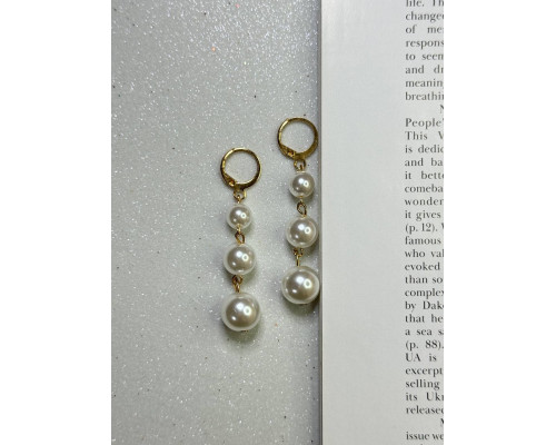 Жіночі сережки підвіски колір золотистий декор перлини
