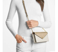 Сумка жіноча крос боді Michael Kors Jet Set Travel Small Signature Logo Clutch Crossbody Bag  колір виробу бежевий фурнітура колір золотистий