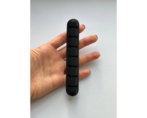 Фіксатор силіконовий клейкий затискач для USB кабелів на 7 проводів колір чорний