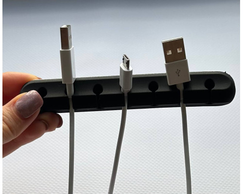 Фіксатор силіконовий клейкий затискач для USB кабелів на 7 проводів колір чорний