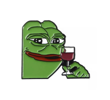Значок / пін  металевий Жабеня Pepe the Frog з бокалом вина