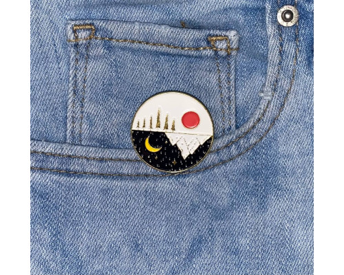 Значок / пін металевий  Сонце та луна
