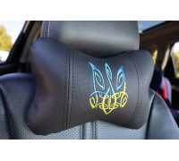 Автомобільна подушка на підголовник патріотична чорна з гербом України