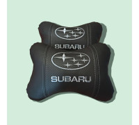 Набір автомобільних подушок на підголовник Subaru / Субару (2шт) чорні з білим логотипом