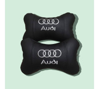 Автомобільні подушки на підголовник AUDI / АУДІ (2шт) чорні з білим логотипом