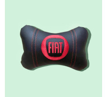 Автомобільна подушка на підголовник FIAT / ФІАТ чорна з червоним логотипом