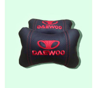Набір автомобільних подушок на підголовник Daewoo / Ланус (2шт) чорні з червоним логотипом