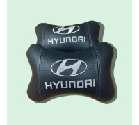 Набір автомобільних подушок на підголовник Hyundai / Хюндай (2шт) чорні з білим логотипом