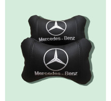 Автомобільні подушки на підголовник Mercedes Benz/ Мерседес Бенз (2шт) чорні з білим логотипом
